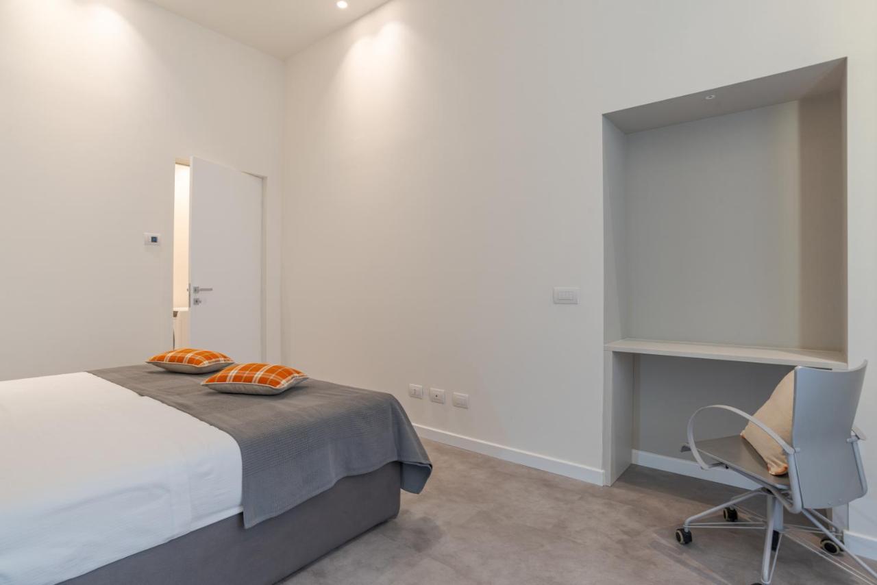 Suite Del Vescovo - By Myhomeincomo Como Exterior foto